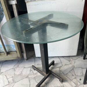 Table | ጠረጴዛ