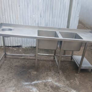 Commercial washing sink
